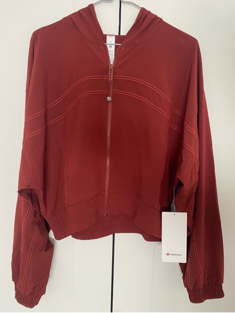 NWT Lululemon Define Hooded Track Jacket Swift 10 Cranberry Charm / Cherry Ember